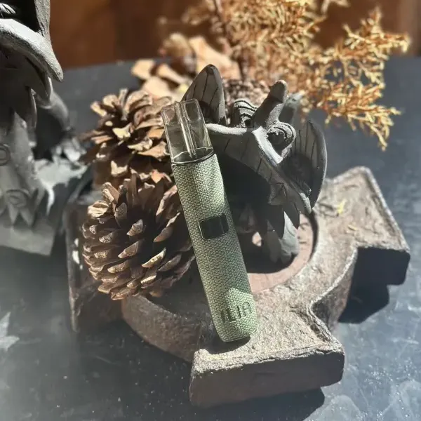 布紋綠